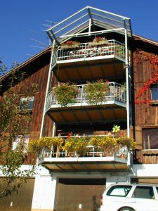 Balkon freitragend